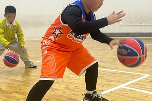 小学篮球训练完整视频